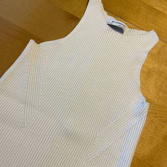 BR Standard White Ribbed Sweater Tank Top - Picture 2 of 8